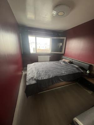 Appartement - 96 m² - 5 pièces