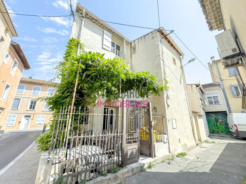 Appartement - 111 m² - 3 pièces