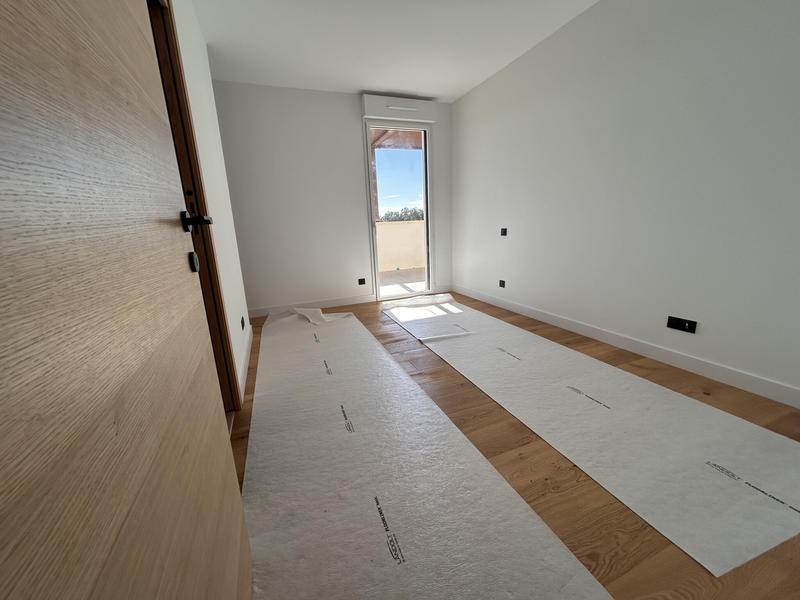 Appartement - 97 m² - 5 pièces