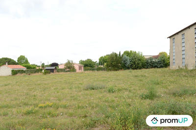 Terrain - 1 500 m²