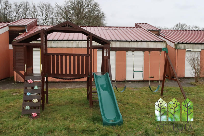 Maison - 966 m² - 20 pièces