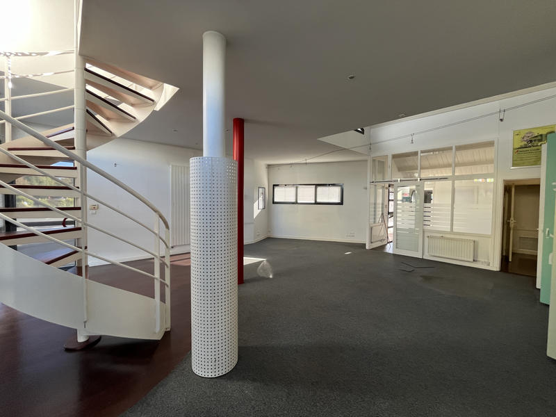 Bureau - 170 m²