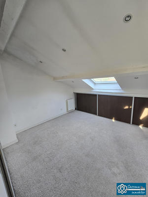 Local commercial - 336 m² - 9 pièces