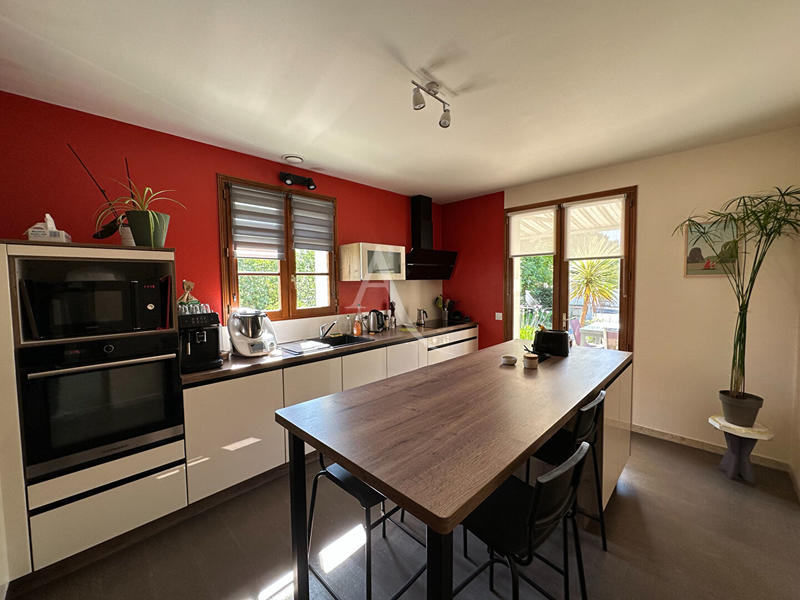 Maison - 150 m² - 5 pièces