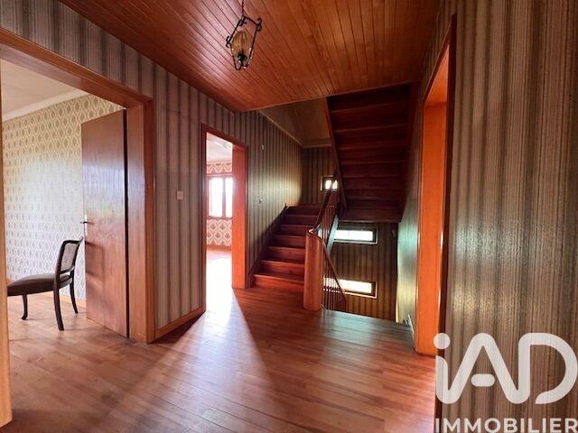 Maison - 140 m² - 7 pièces