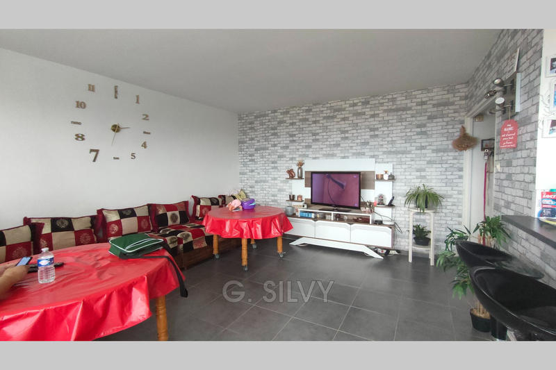 Appartement - 72 m² - 4 pièces