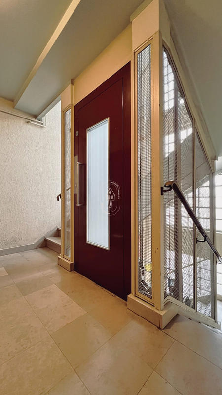 Appartement - 97 m² - 3 pièces