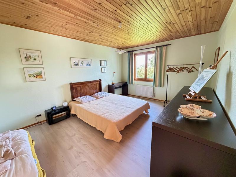 Maison - 208 m² - 8 pièces