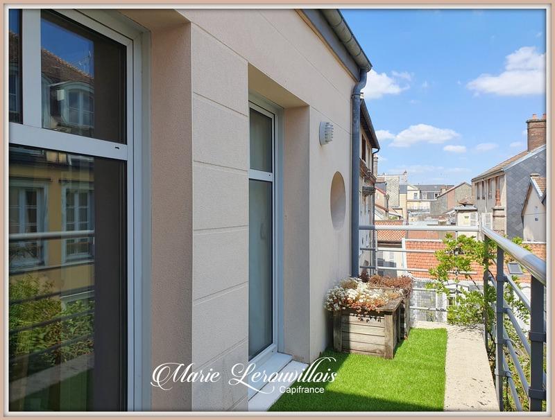 Maison de ville - 292 m² - 10 pièces