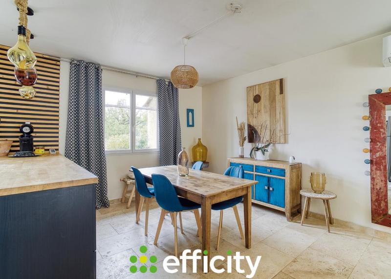 Villa - 90 m² - 5 pièces