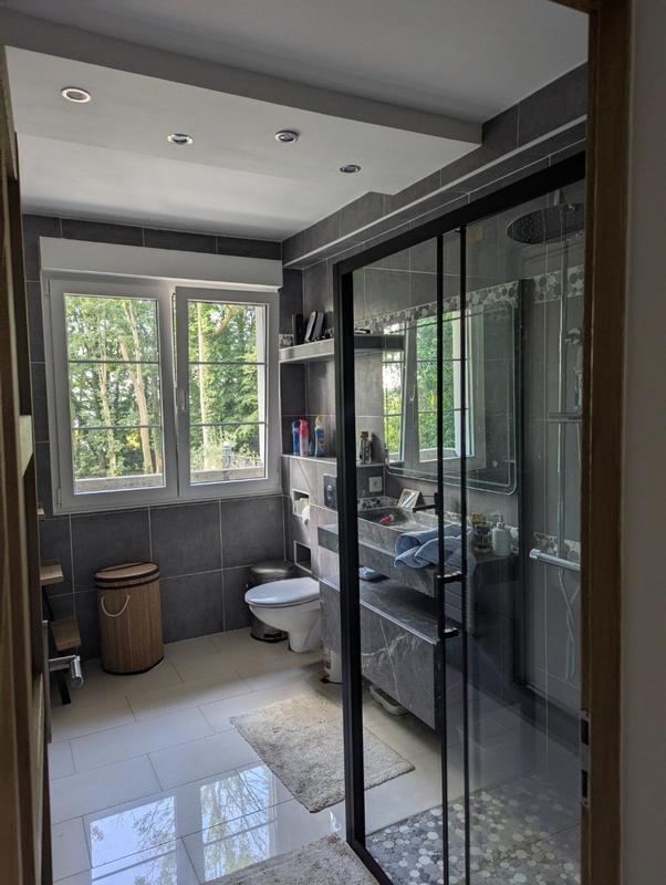 Maison - 215 m² - 7 pièces