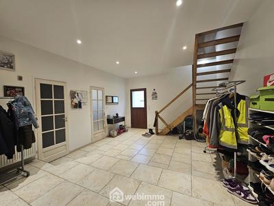 Maison - 309 m² - 8 pièces