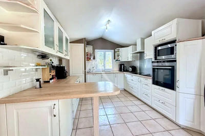 Maison - 165 m² - 7 pièces