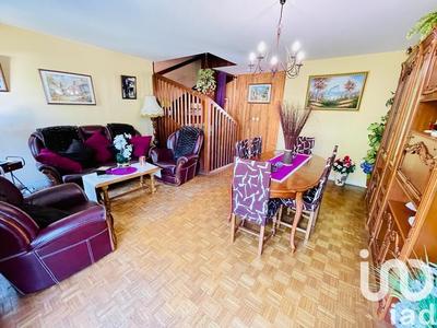 Maison - 89 m² - 5 pièces