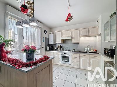 Appartement - 67 m² - 3 pièces