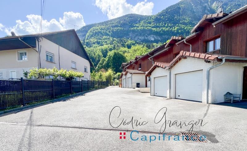 Maison - 81 m² - 4 pièces