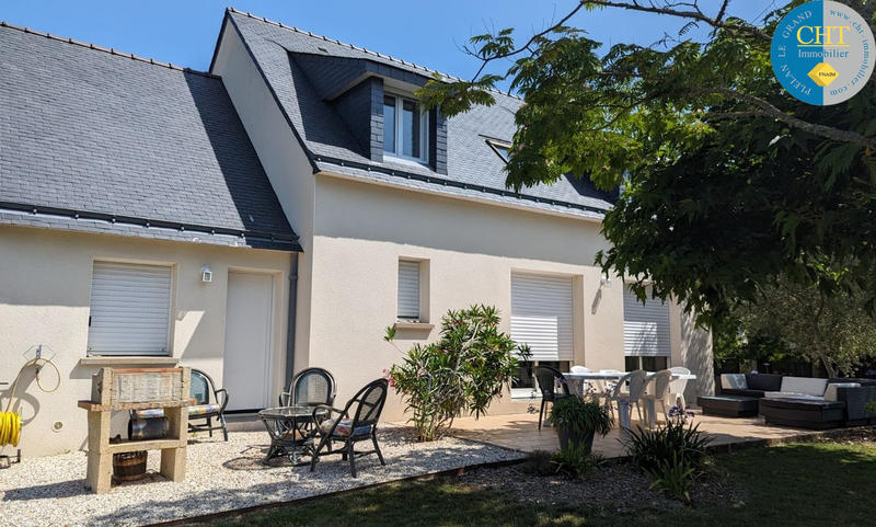 Maison - 95 m² - 5 pièces