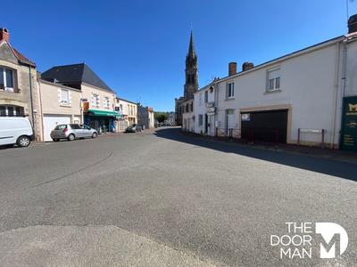 Local commercial - 44 m² - 2 pièces