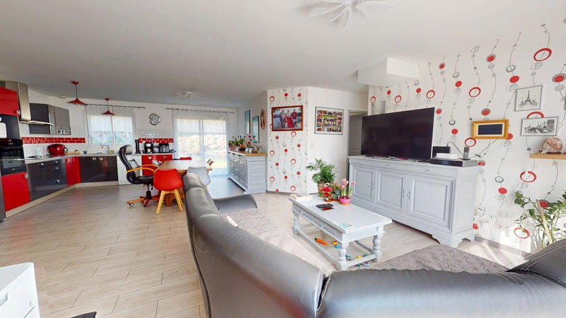 Maison - 100 m² - 5 pièces