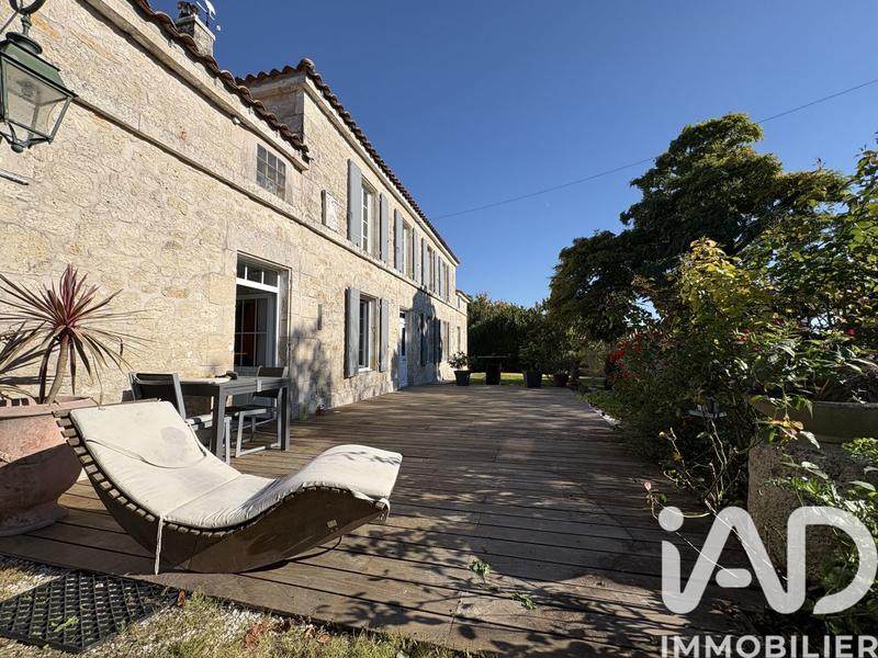 Maison - 170 m² - 7 pièces