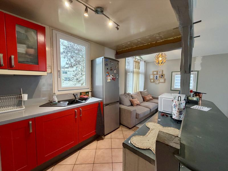 Appartement - 92 m² - 5 pièces