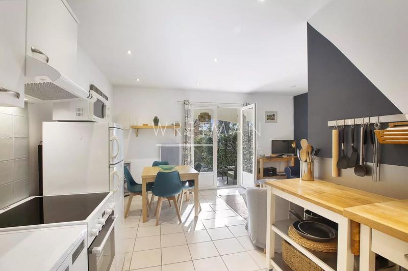 Villa - 253 m² - 12 pièces