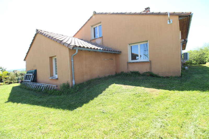 Maison - 142 m² - 6 pièces