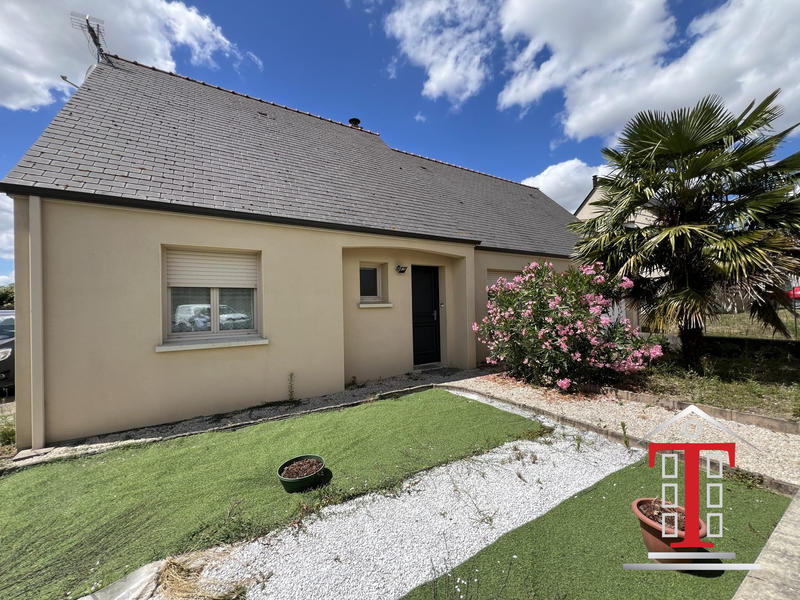 Maison - 90 m² - 5 pièces