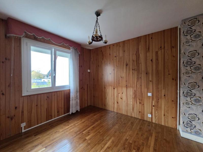 Maison - 97 m² - 5 pièces