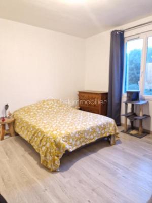 Maison jumelée - 88 m² - 4 pièces