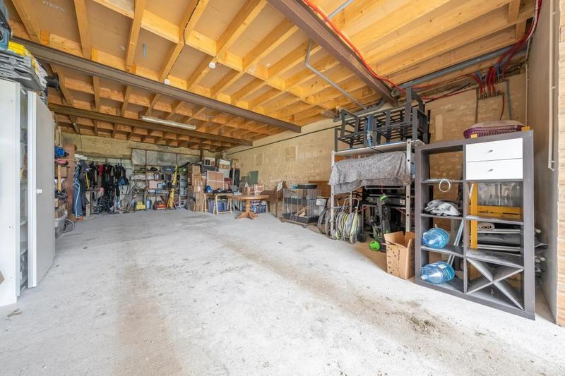 Maison - 364 m² - 9 pièces