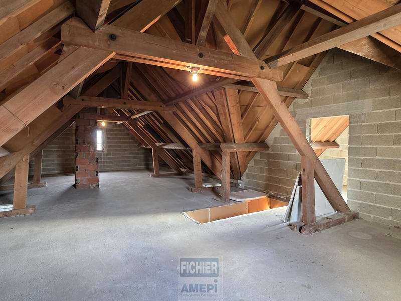 Maison - 110 m² - 7 pièces