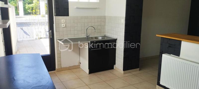 Immeuble - 242 m² - 12 pièces