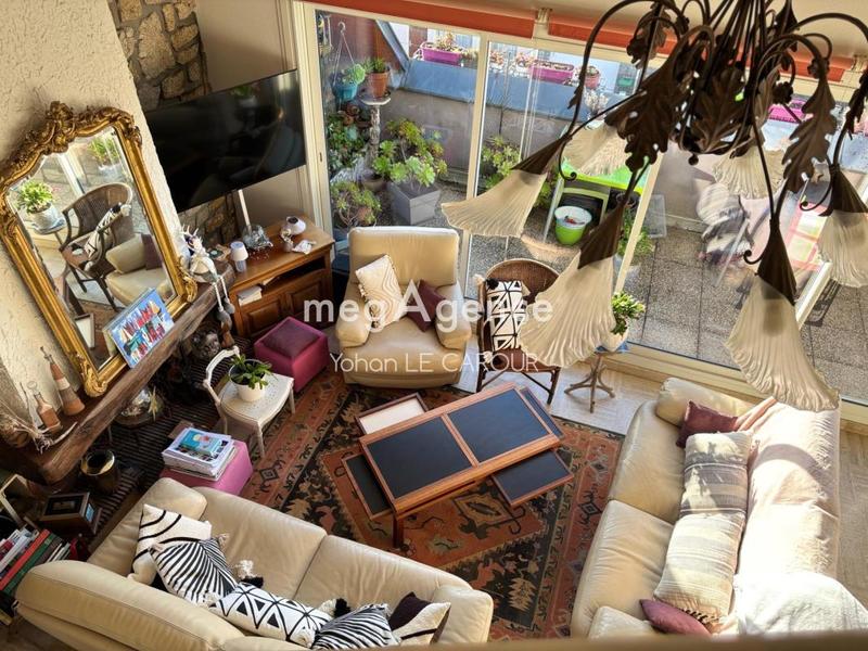 Appartement - 105 m² - 5 pièces