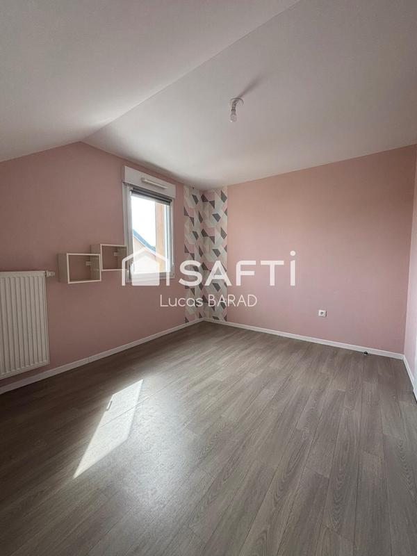 Maison - 94 m² - 5 pièces