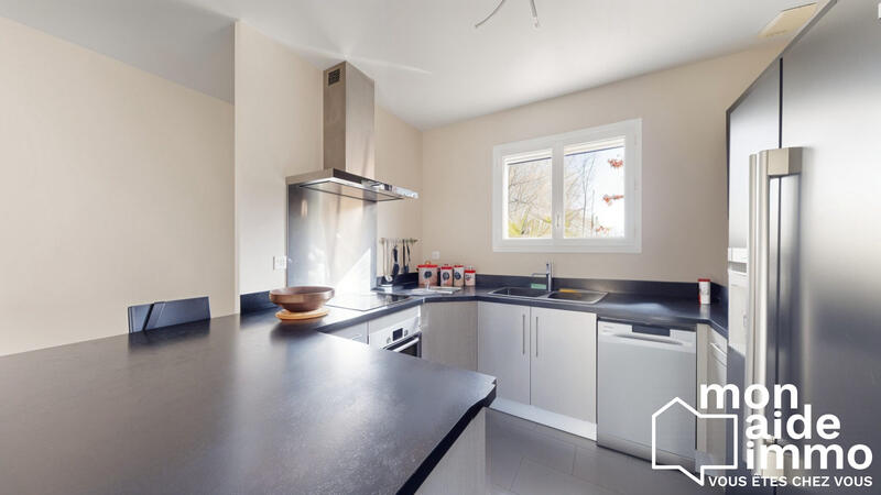 Maison - 100 m² - 5 pièces