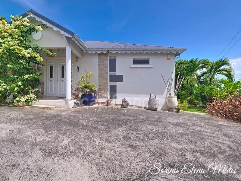 Maison - 147 m² - 4 pièces