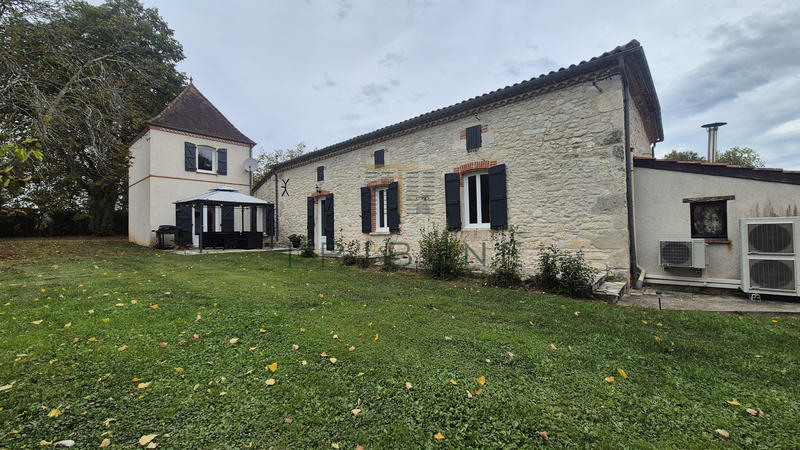 Maison - 160 m² - 6 pièces
