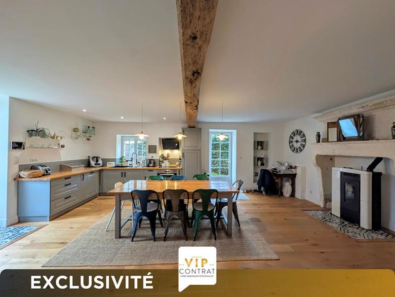 Maison - 165 m² - 6 pièces