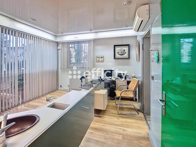 Bureau - 94 m² - 5 pièces