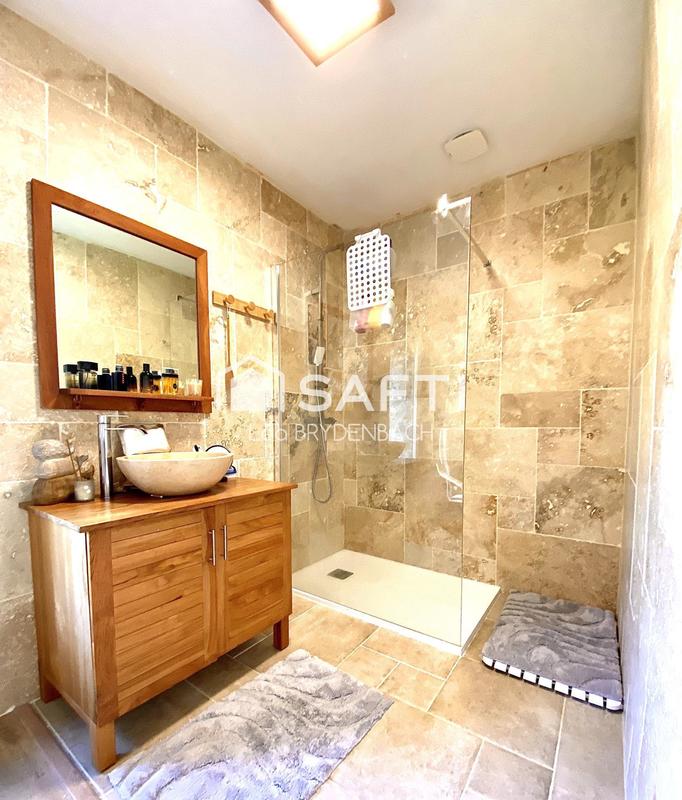 Maison - 145 m² - 5 pièces