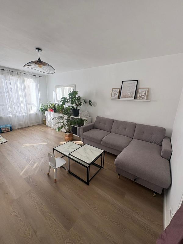 Appartement - 70 m² - 3 pièces