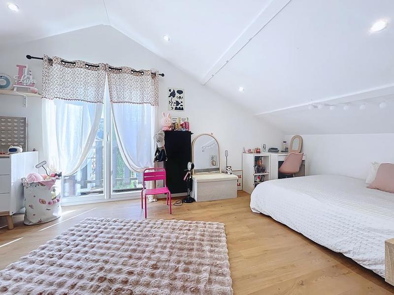 Pavillon - 121 m² - 4 pièces