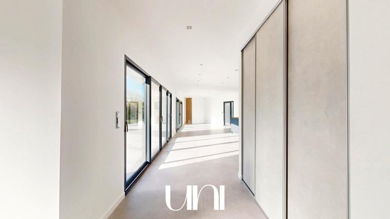 Maison - 190 m² - 5 pièces