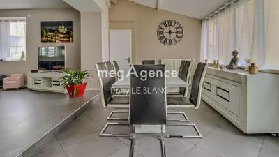 Maison ancienne - 147 m² - 9 pièces