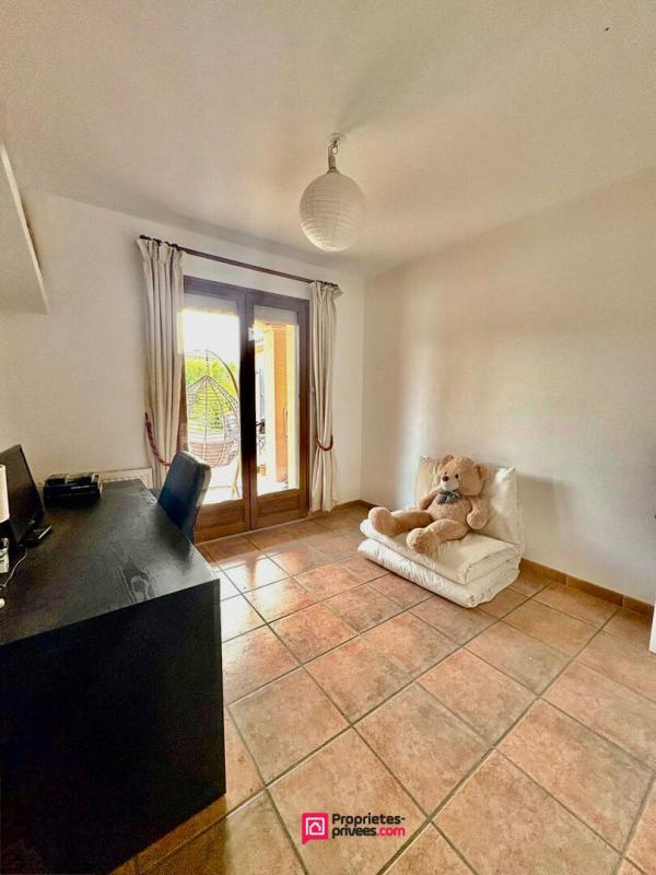 Villa - 220 m² - 7 pièces