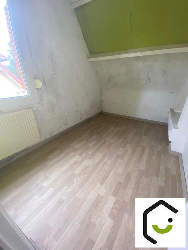 Maison - 80 m² - 5 pièces