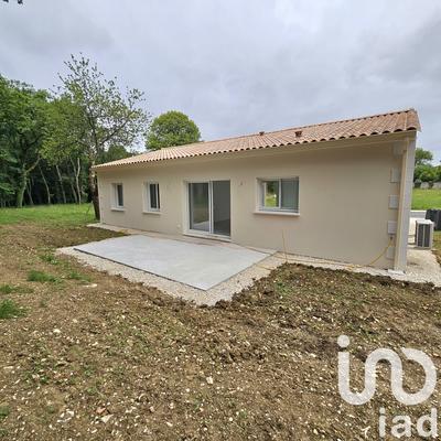 Maison - 98 m² - 4 pièces