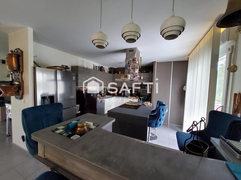 Maison - 148 m² - 6 pièces