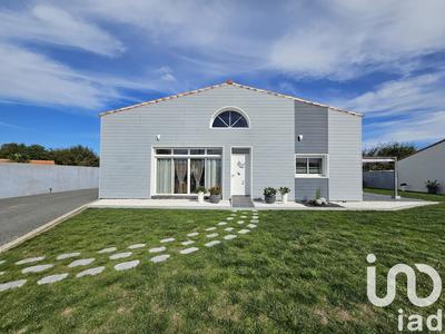 Maison - 141 m² - 5 pièces